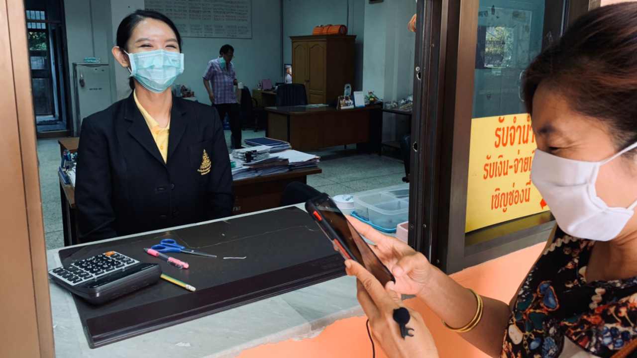 โรงตึ๊งคึกคัก "ทองแพง" คนแห่ไถ่ถอนไปขาย ต่อชีวิตช่วงโควิดฯระบาด
