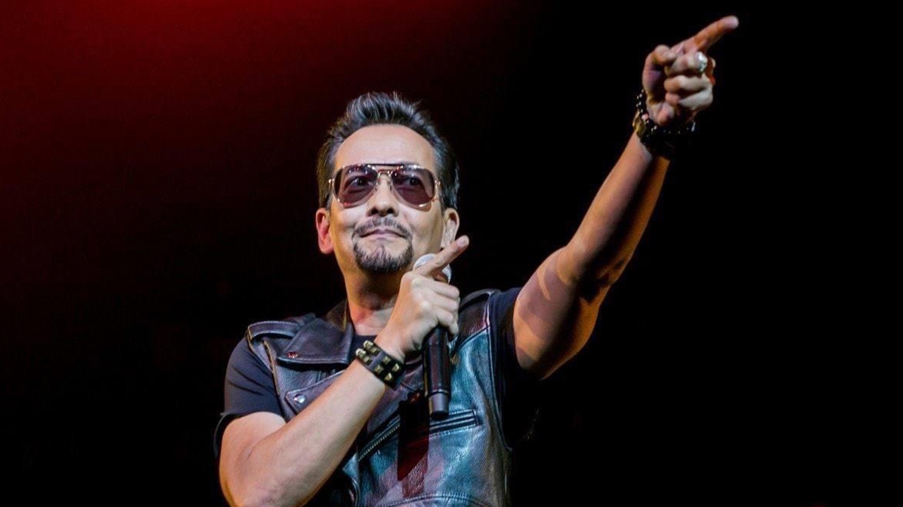 บิลลี่ โอแกน เตือนสติทำเพลงอย่าคลุกกิเลสลงต่ำ ชมเพลง เจน-นุ่น-โบว์