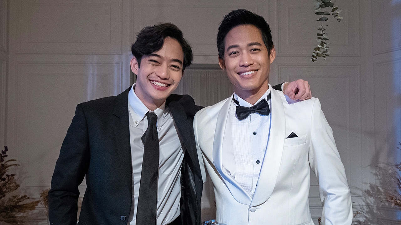 “พีท พีรพล” ชวนพี่ชายแท้ๆ “ตู่ ภพธร” มาร้องท่อนแร็ป “ดาวตก” (คลิป)