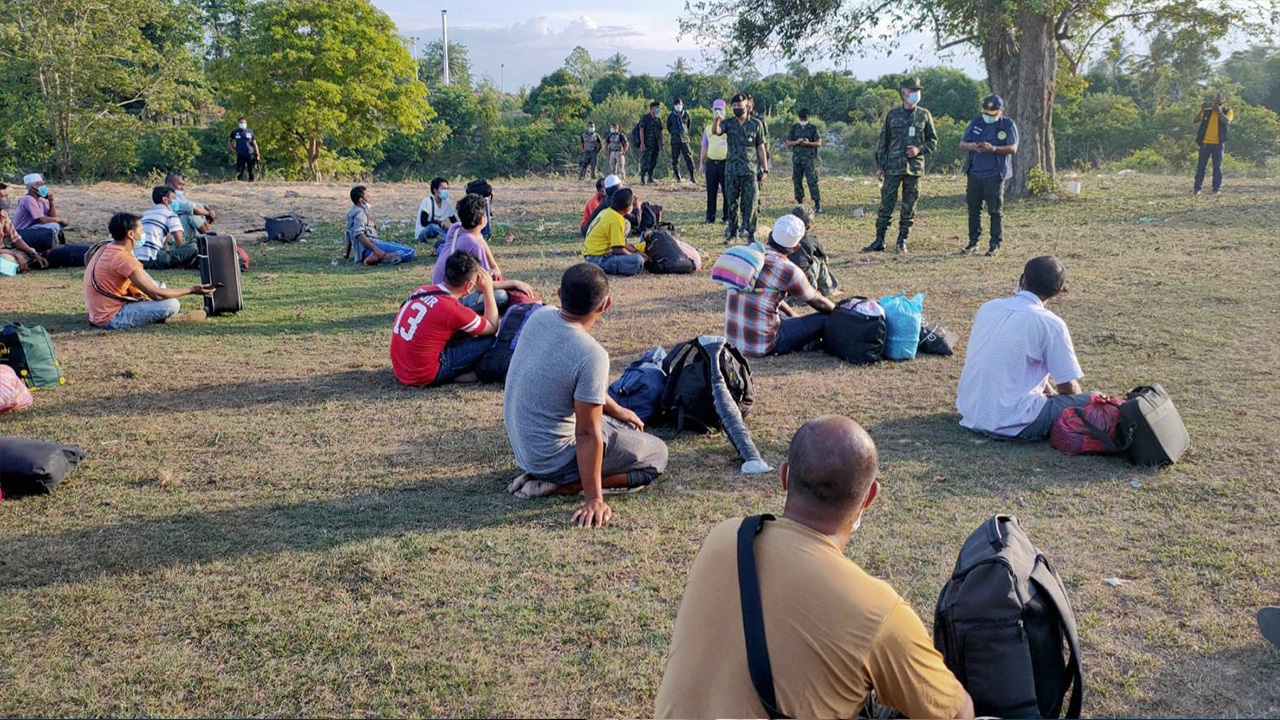 จับอีกกว่า 100 คนไทยในมาเลย์ อยากกลับบ้าน แอบลอบข้ามชายแดนเข้าโก-ลก