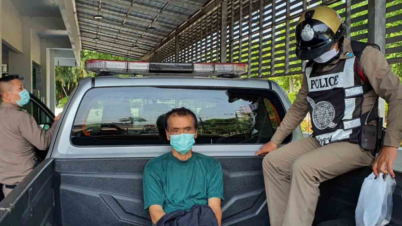 ลุงคลั่ง ประกาศฆ่ายกครัว ไล่แทงสยองในร้านดอกไม้ ดับ 1 เจ็บ 4   