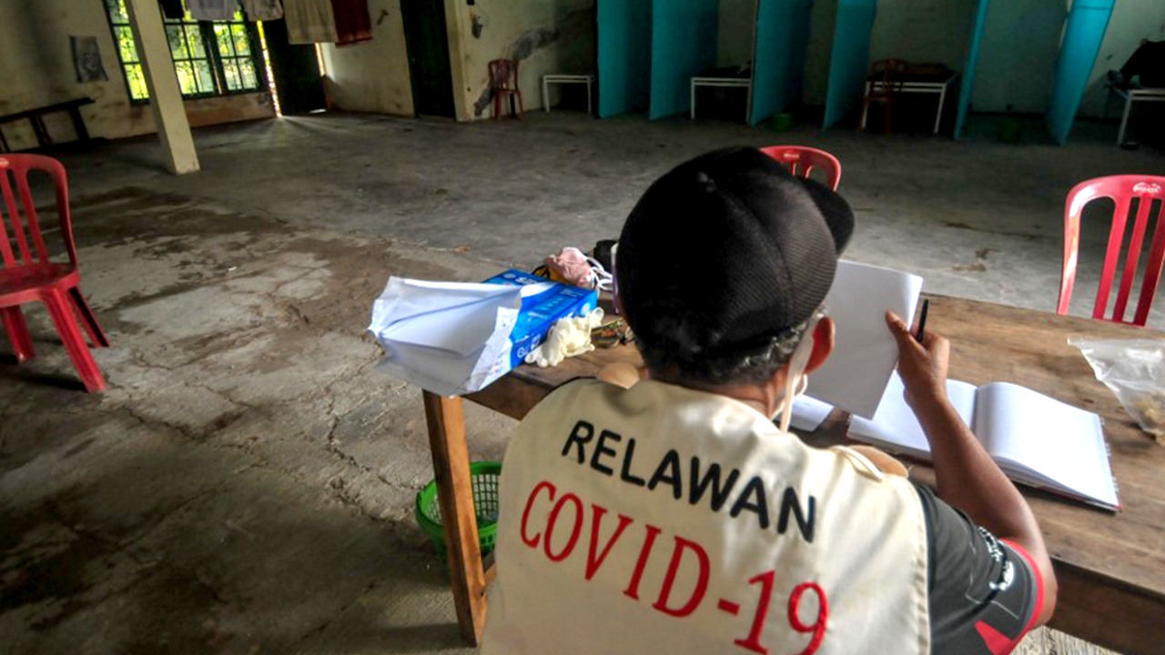 ฮือฮา อินโดฯจัดการคนฝ่าฝืนกักกันคุมโควิด ให้อยู่ใน 'บ้านผีสิง' 14 วัน