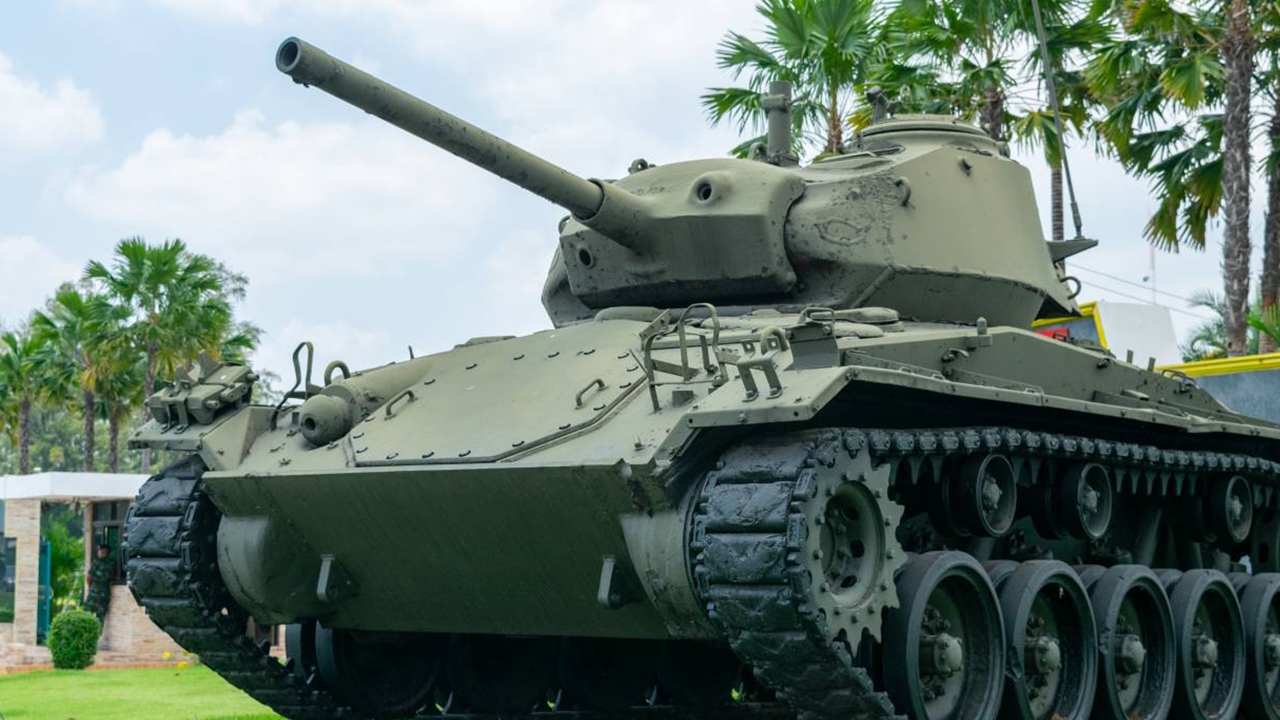 ฟังชัดๆ โฆษกกองทัพบกชี้แจงงบซื้อ "ยานเกราะสไตร์เกอร์" 4,500 ล้าน (คลิป)