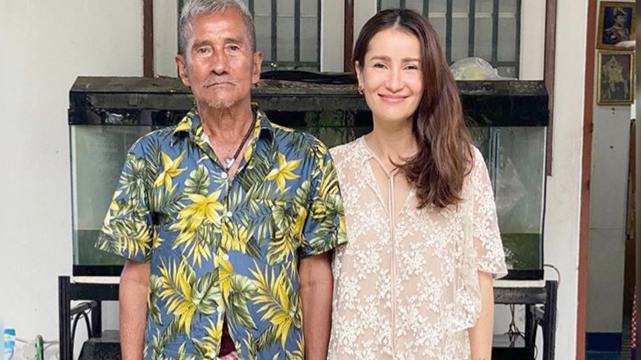 แอน ทองประสม ทำป้ายห้อยคอให้ลุงขับสิบล้อป่วยอัลไซเมอร์ ผู้มีพระคุณ