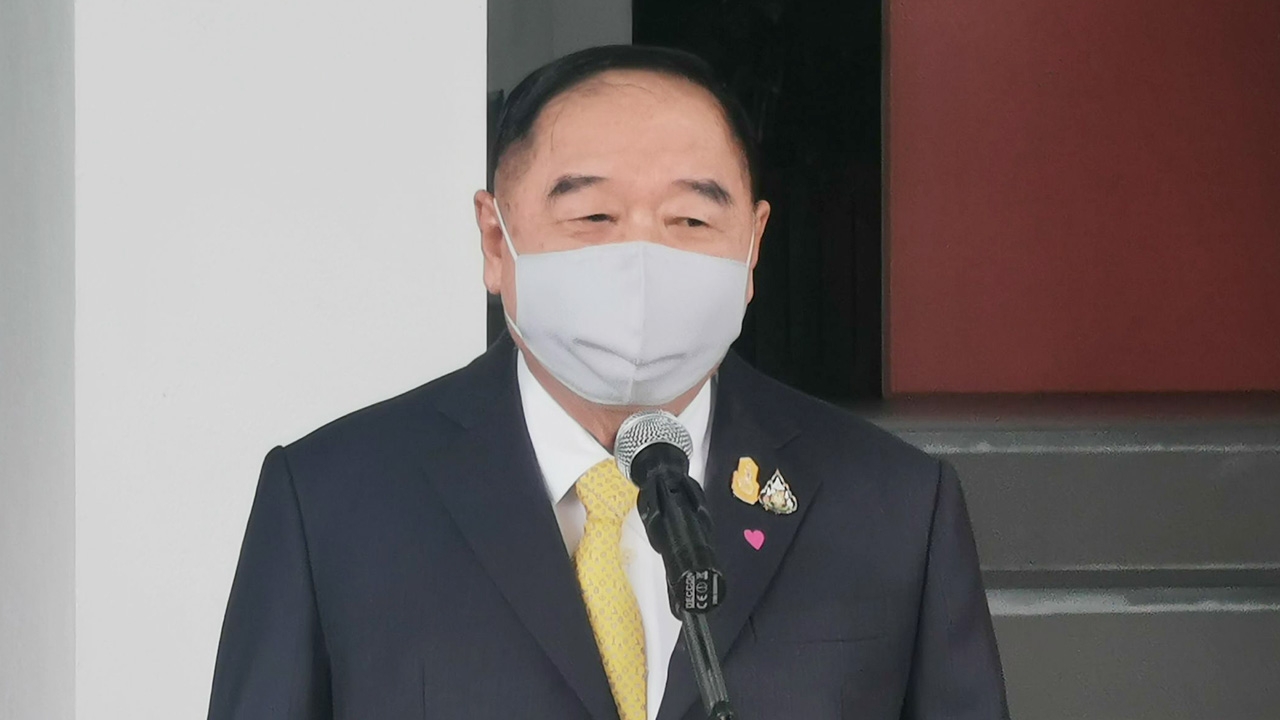 'บิ๊กป้อม' กำชับ จนท.กวดขัน พบยังมีการฝ่าฝืน ก.ม.หวั่นเป็นการแพร่เชื้อ