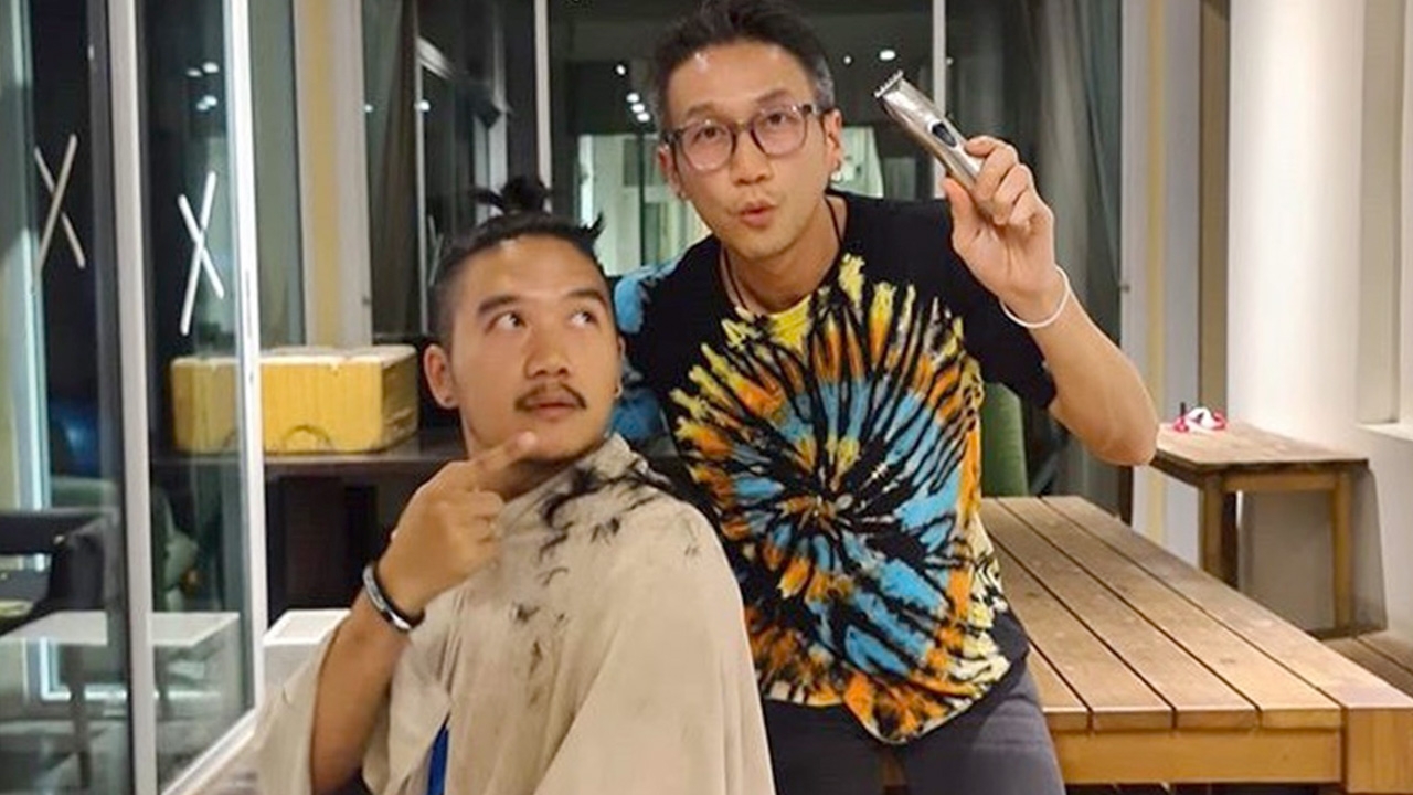 ตูน บอดี้สแลม ทำได้ทุกอย่าง จับปัตตาเลี่ยนตัดผมให้น้องชายเองกับมือ