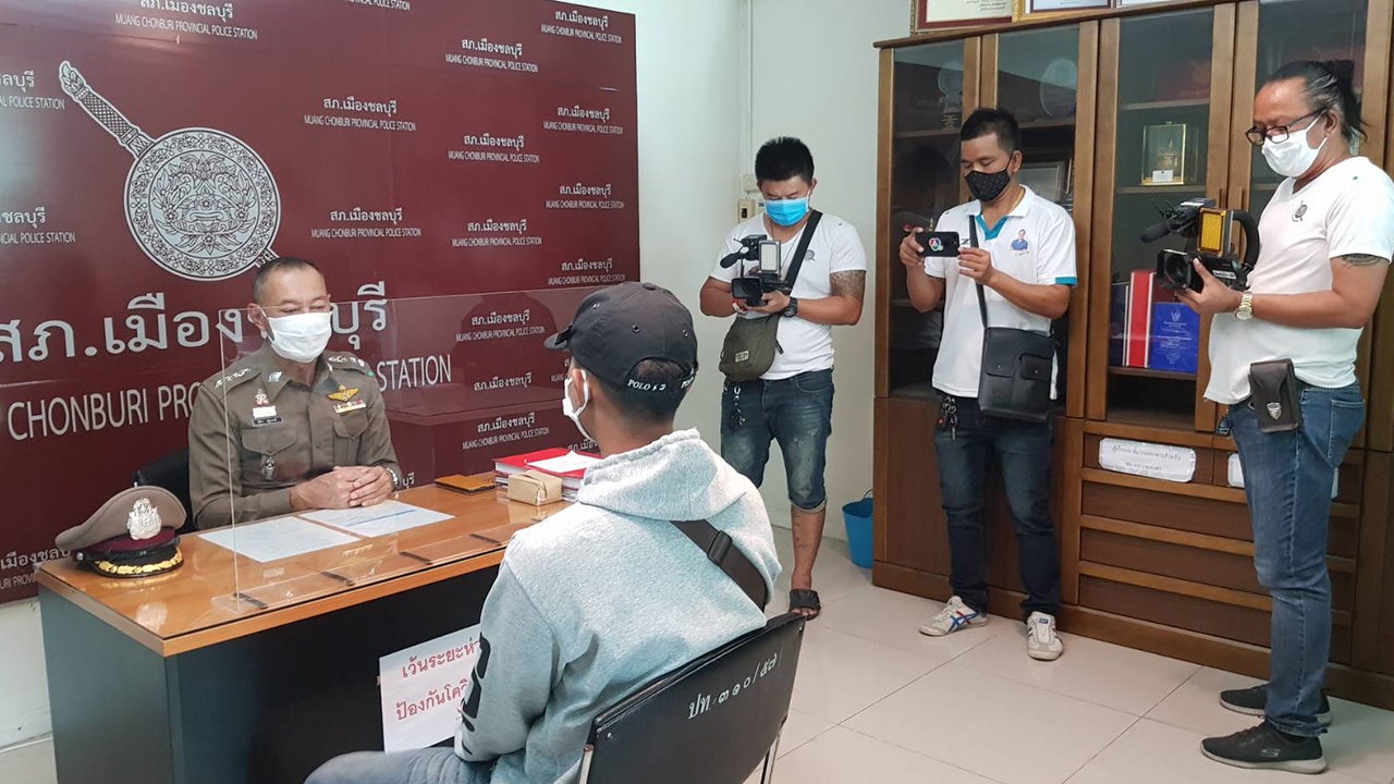 เมียแจ้งจับผัวชกหน้าปมแย่งลูก ฝ่ายชายรับผิดเถียงกลับมาด่าแม่ก่อนทำไม