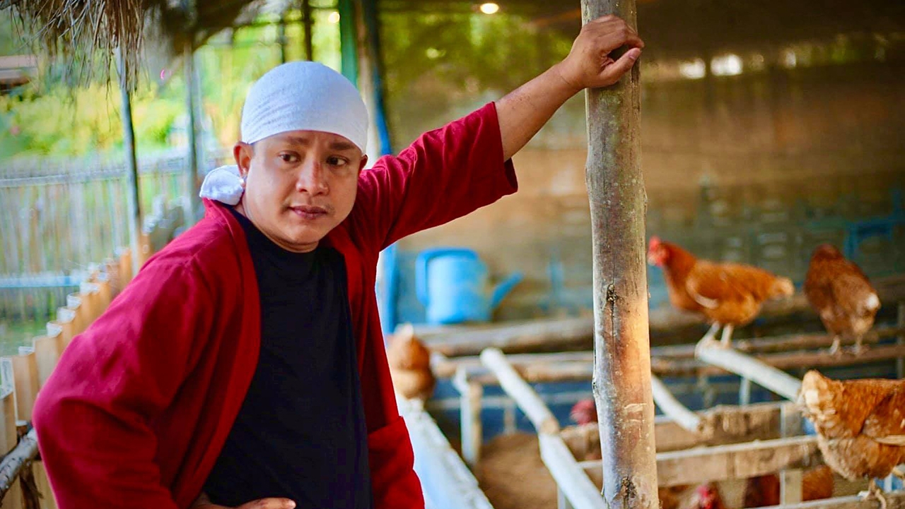 จั๊กกะบุ๋ม เชิญยิ้ม ชี้แจงหนังคนละม้วน หลังเจอแฉอาละวาดซ้อมผู้หญิง (คลิป)