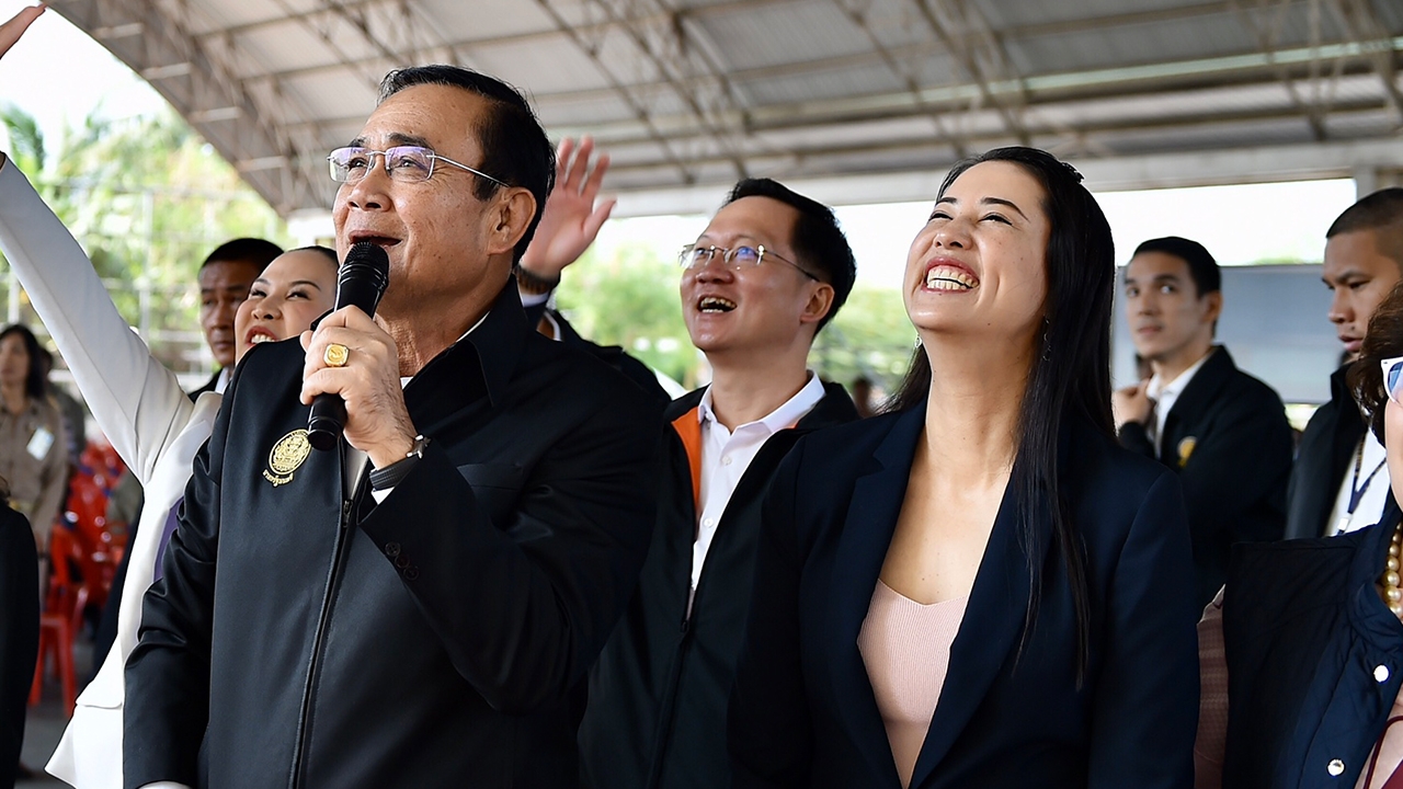 “ปารีณา” ป้อง “บิ๊กตู่” พูดแบบชายชาติทหาร อ้าง “ทักษิณ” พูดจริงครึ่งเดียว