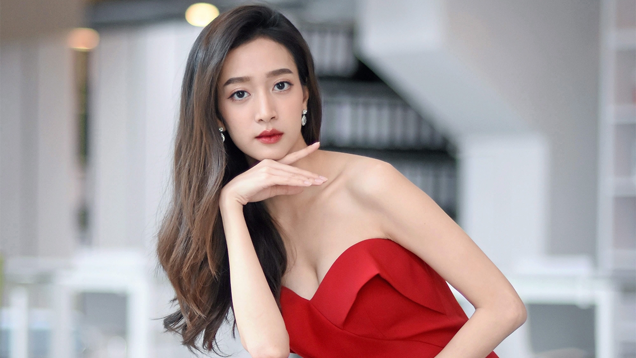 "ชิงชิง" ยิ้มรับกระแสถ่ายมาลัยไทยรัฐ แฟนๆ ชอบลุคเปรี้ยวเซ็กซี่ หนุ่ม "นัท" งดแซว