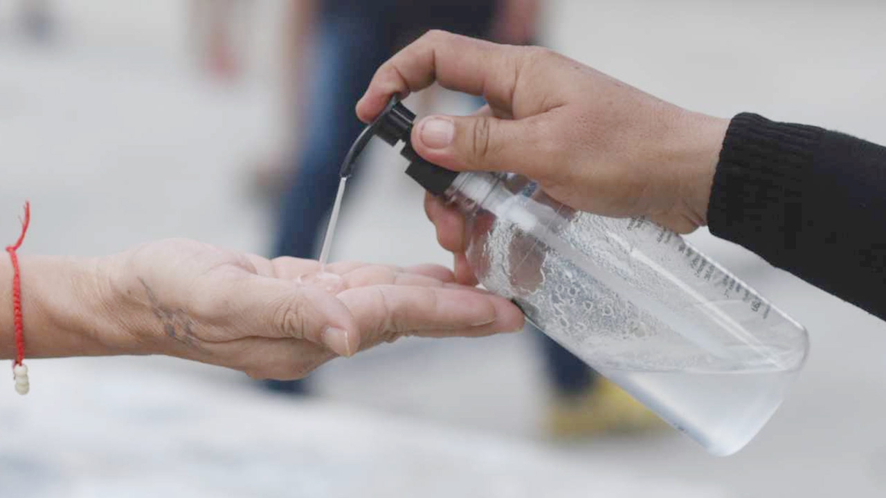 สธ.เผยสถานการณ์โควิด "ไทยดีขึ้น" พบผู้ชาย ตายมากกว่าผู้หญิง 4 เท่า