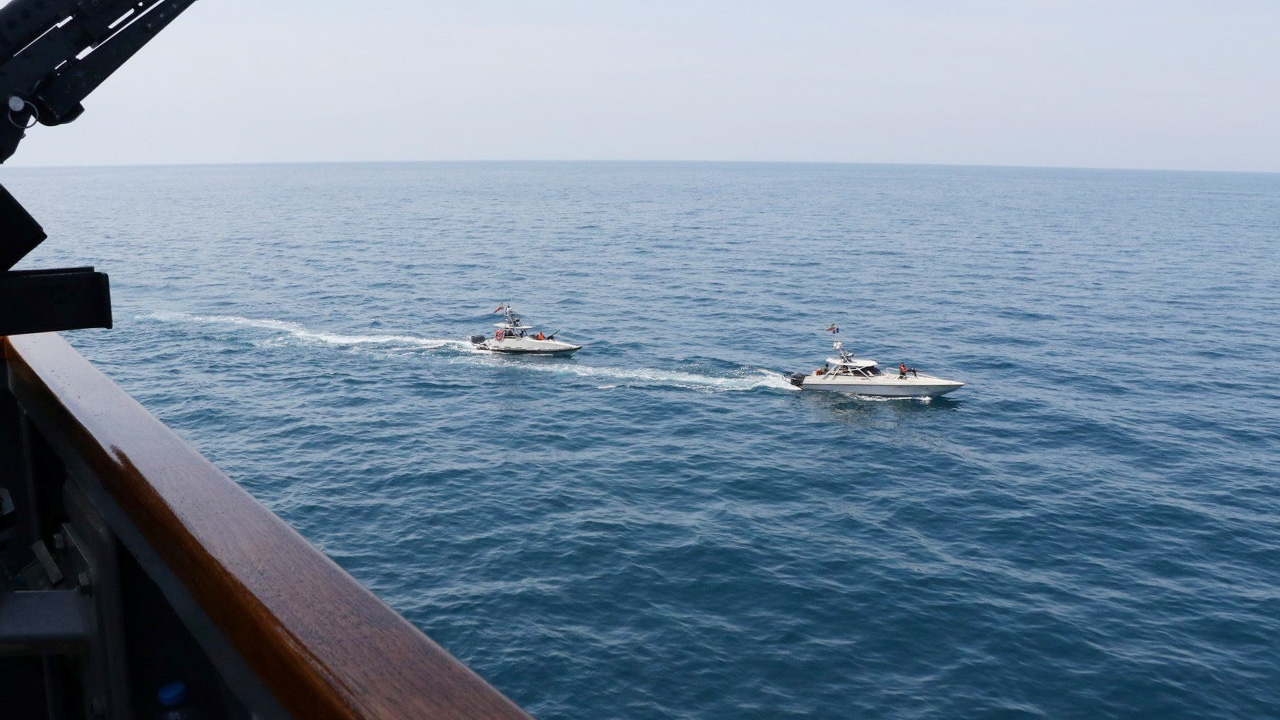 เตหะรานขู่กลับ จมเรือรบสหรัฐฯ ทุกลำ หากคุกคามเรืออิหร่าน