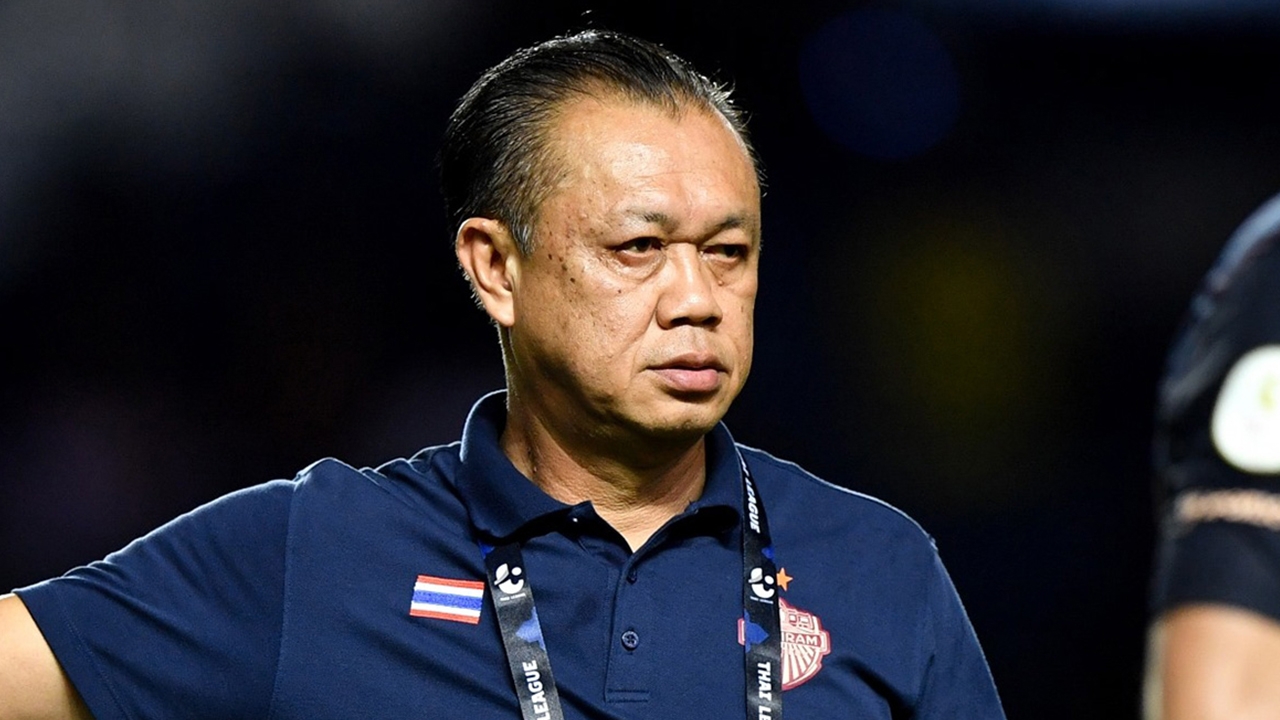 เนวินจัดให้ บุรีรัมย์ ใครออกนอกบ้าน ต้องใส่หน้ากาก-ติด Buriram Healthy 