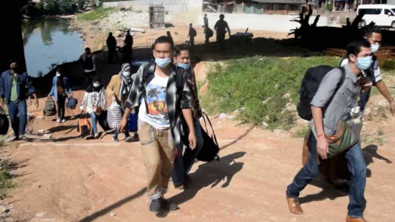 พบคนไทย หนีจากกัวลาลัมเปอร์ นั่งเรือข้ามมาโก-ลก เผยมาเลย์ อยู่ลำบาก 