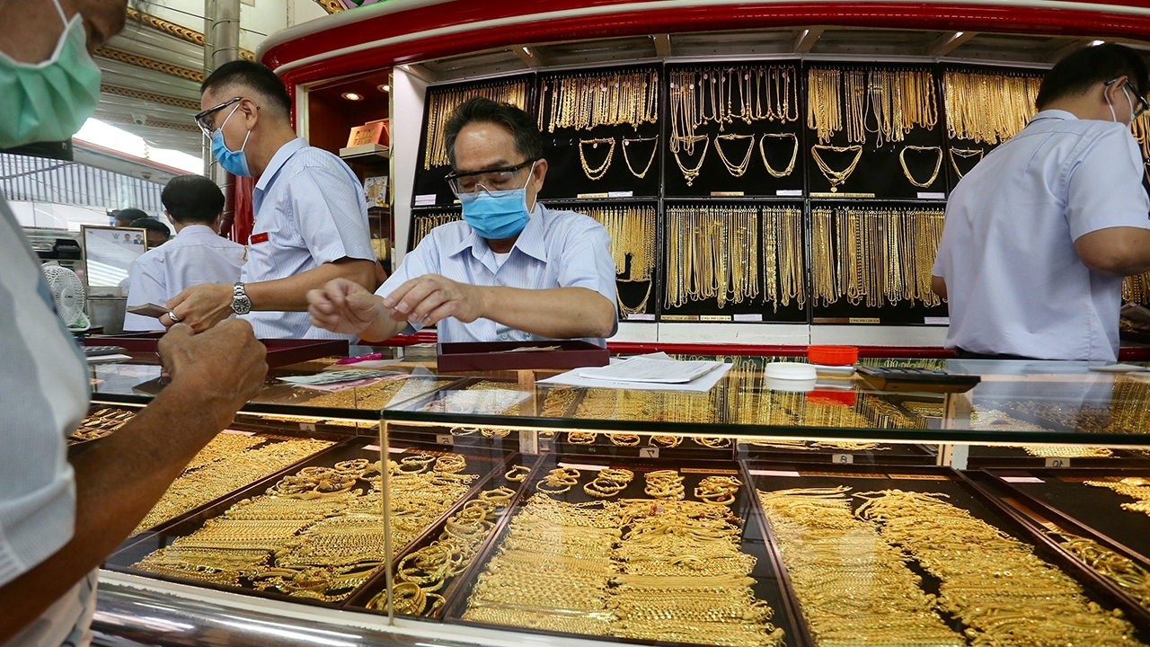 ราคาทองวันนี้ 5/12/63 ล่าสุด "วันพ่อแห่งชาติ" ทองรูปพรรณ ขายออก 26,800