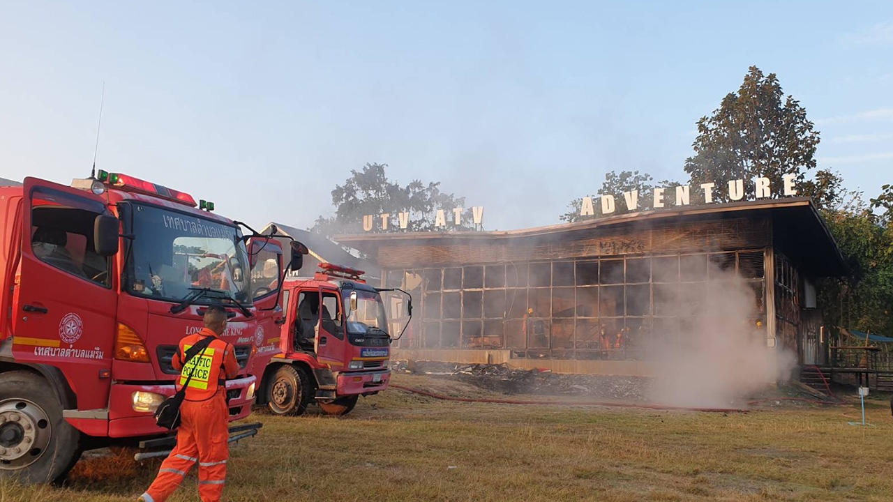 ไฟไหม้ร้านเอทีวีที่ลานเนินนุ่มเชียงใหม่ วอดราว 8 ล้าน คาดไฟฟ้าลัดวงจร
