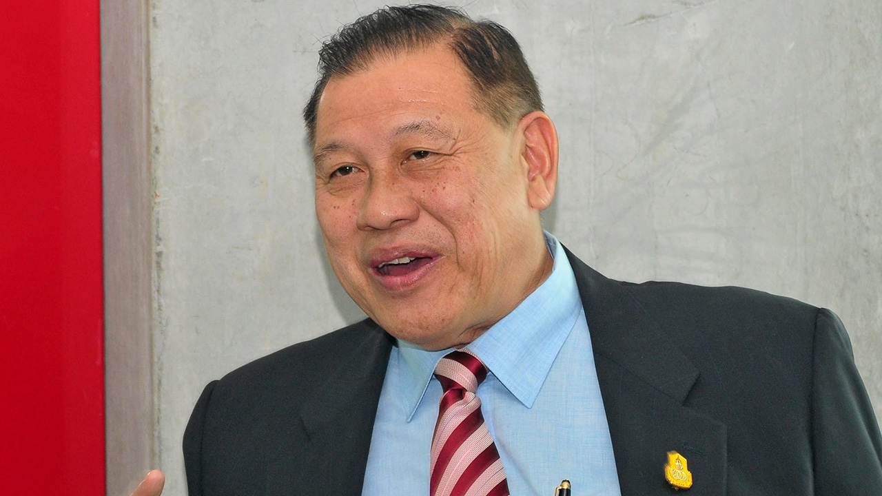 "อัยการ" สั่งฟ้อง ”วิรัช” ประธานวิปรัฐบาล คดีทุจริตสนามฟุตซอลโคราช