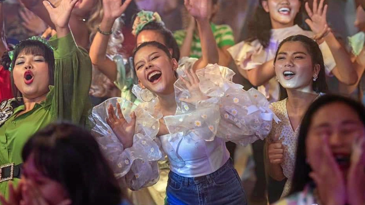 “ไข่มุก” ชวนดู “อีหล่าเอ๋ย” การันตีความสนุกครบรส (คลิป)