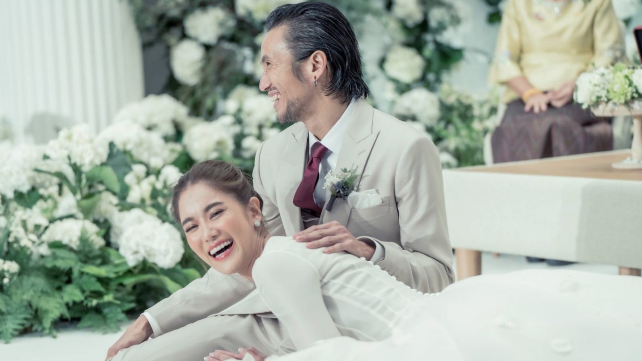 เปิด 10 เรื่องน่ารัก วิวาห์ ก้อย-ตูน ตอนสวมแหวนมีคนเกร็งจนนิ้วล็อก