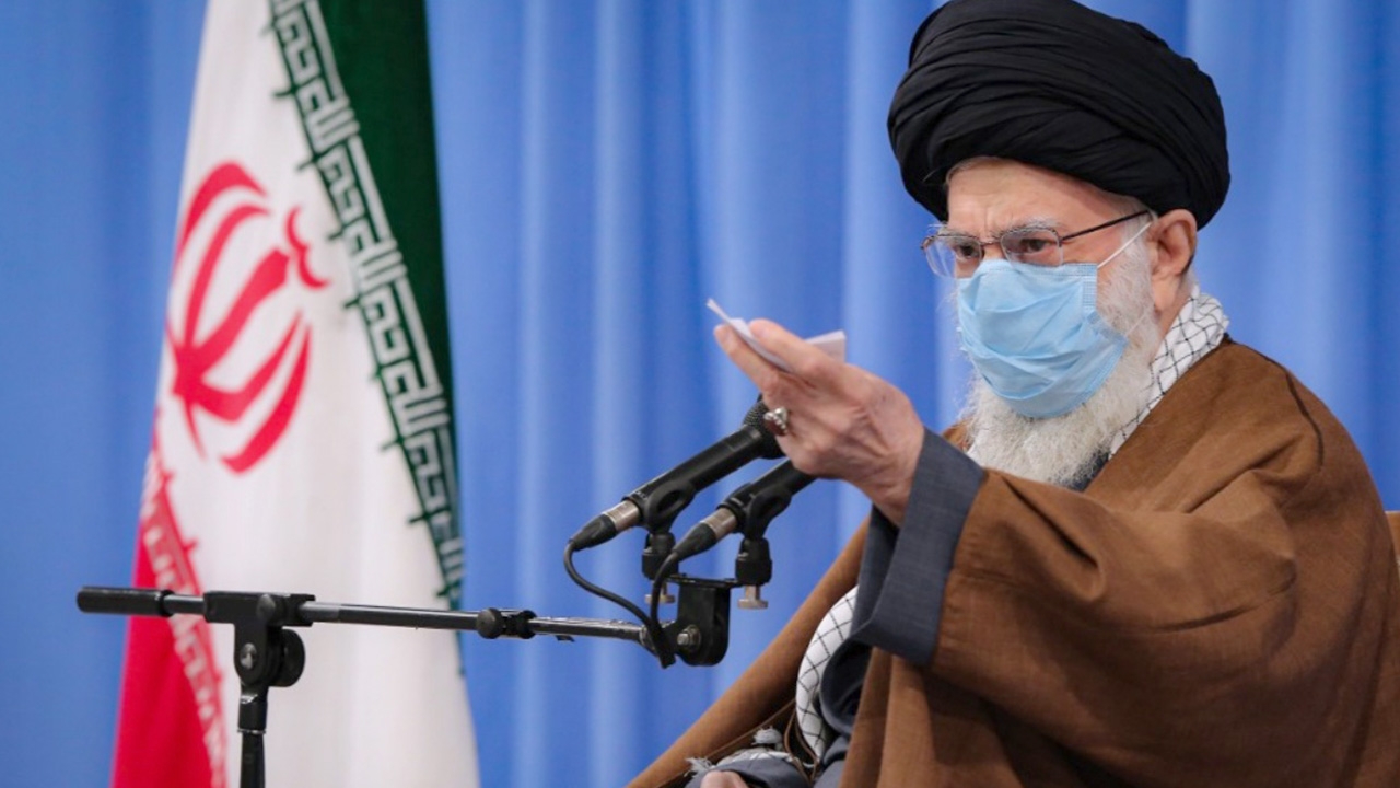 อิหร่านเดือด เชื่อฝีมืออิสราเอล ลอบสังหารโหดนักวิทย์นิวเคลียร์ระดับสูง