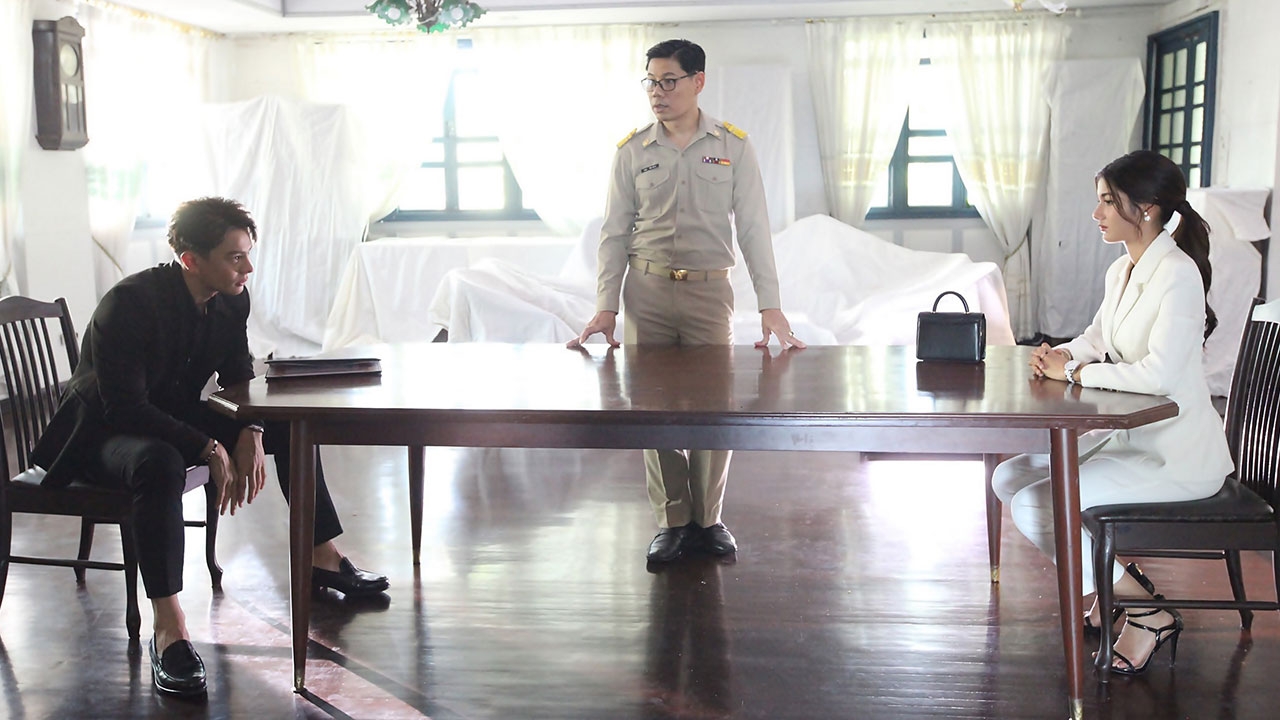 "พิ้งค์พลอย" เดินเกมมัดมือชก จดทะเบียนสมรส "แบงค์" ใน "รหัสริษยา"