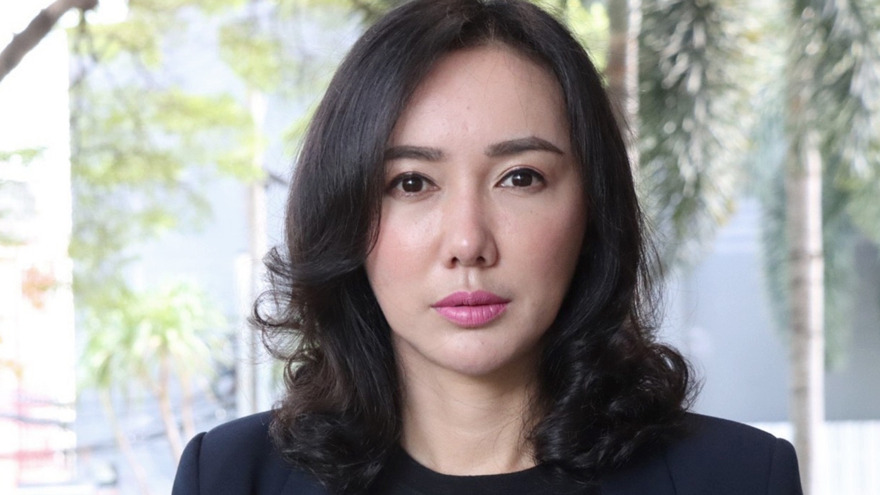 พท.ถาม "บิ๊กตู่" ตร.ออกหมายเรียก เด็ก 16 ปี ชี้เป็นการปกป้องสิทธิหรือ?