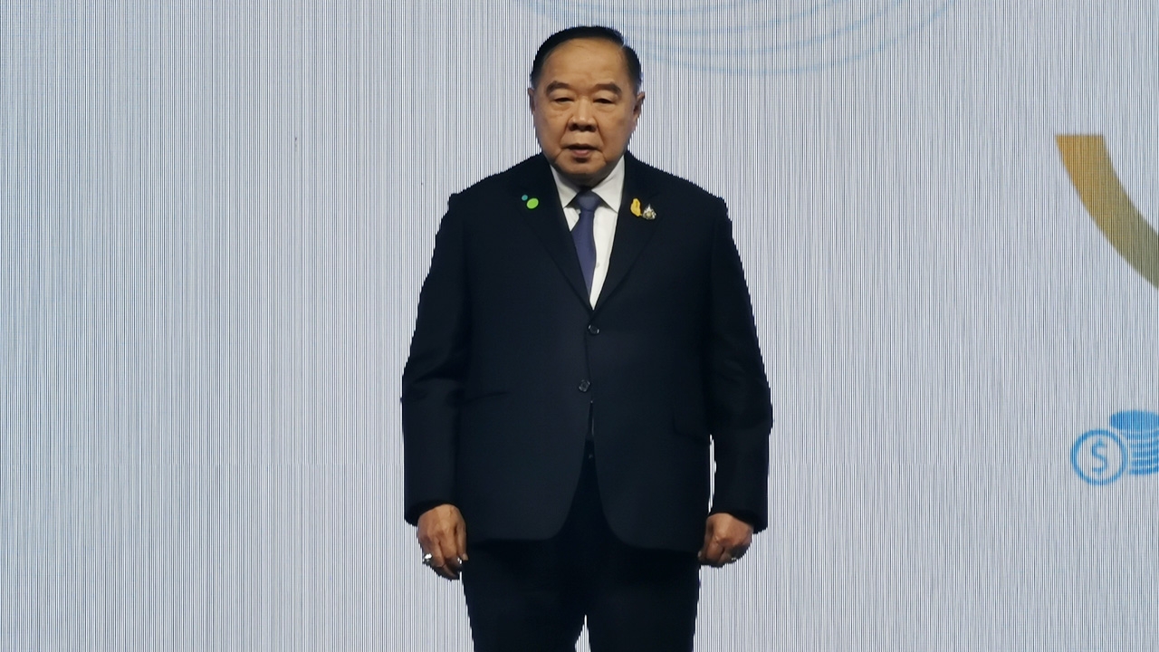 “บิ๊กป้อม” ชี้ ม็อบแผ่วเป็นเรื่องดี ปรามลูกพรรค พปชร. อย่าก้าวล่วง “ชวน”