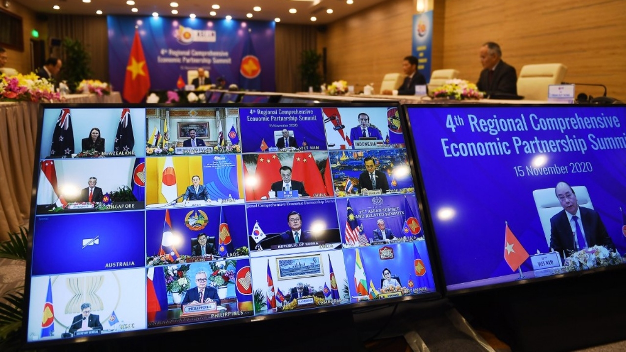 การประชุมอาเซียนครั้งที่ 37 ลงนาม RCEP สำเร็จ ร่วมหาทางออกข้อพิพาท
