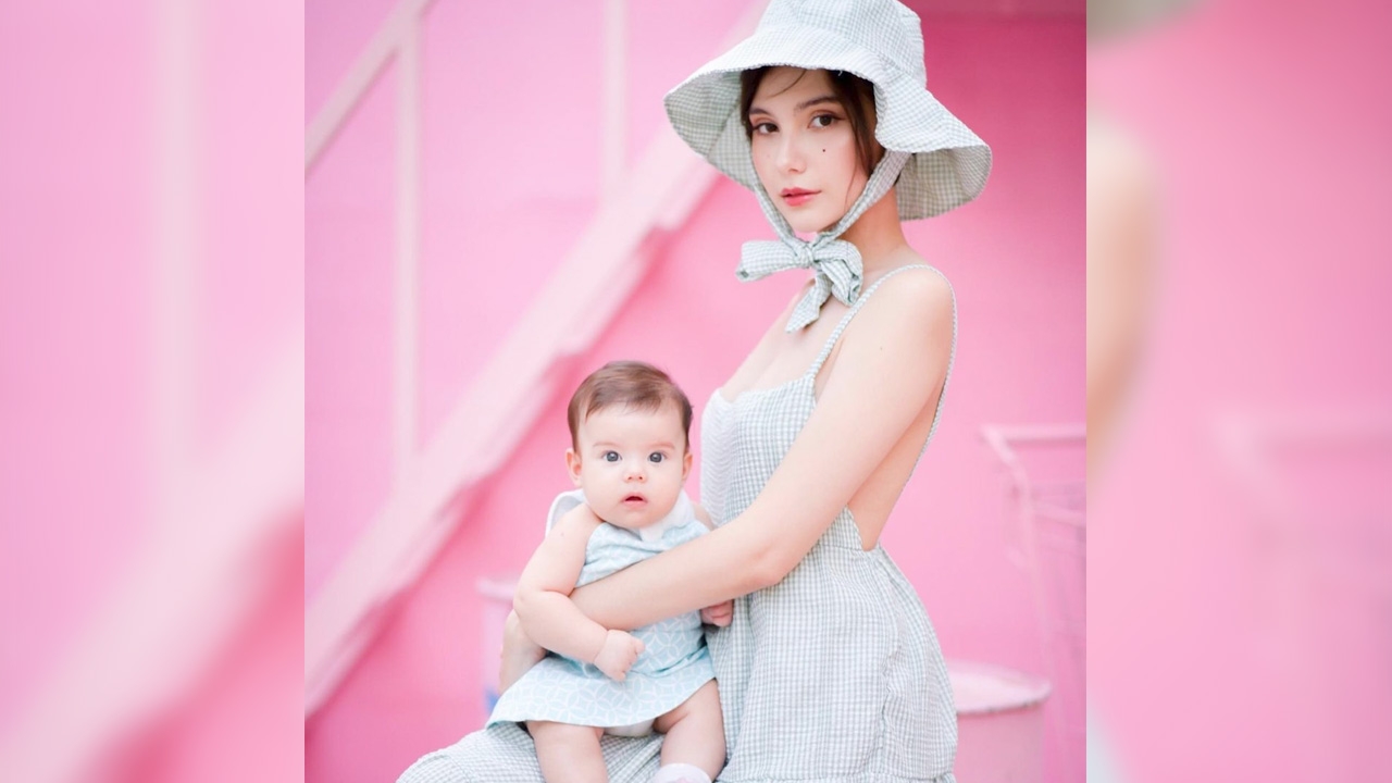 ซาร่า อวดความน่ารักของ น้องเอมมิลี่ ไม่มีอะไรดีไปกว่าการเป็นแม่ 