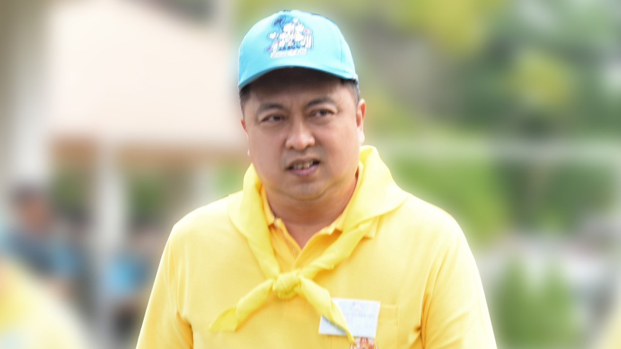 "สุชาติ" ปัด จัดม็อบชนม็อบ ยัน คนชลบุรี รัก ป้องสถาบัน