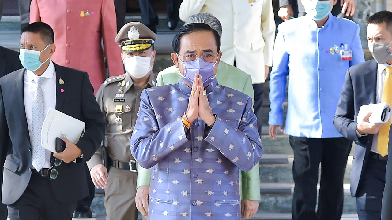 3 ป. ปิดห้องหารือ ยกเลิกแถลงข่าวสื่อ หลังประชุมครม.  