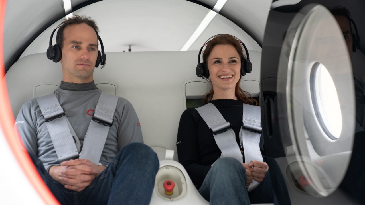 เวอร์จิ้น ไฮเปอร์ลูป ทดสอบขนส่งผู้โดยสารครั้งแรกของโลก