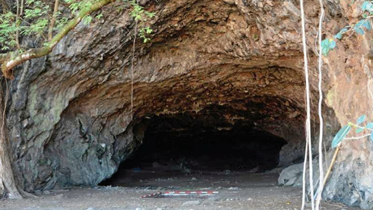 ไขความลับสุสานฝังศพเด็กเมื่อ 8,000 ปีก่อน (คลิป)