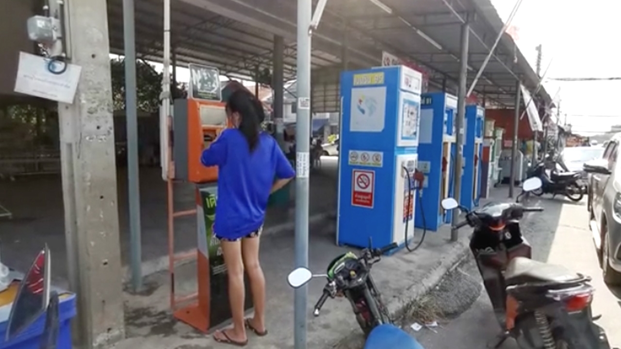 แบงก์ปลอมระบาดที่ชุมชนบางคูรัด ตู้เติมเงิน-ตู้น้ำมันโดนกันทั่วหน้า 