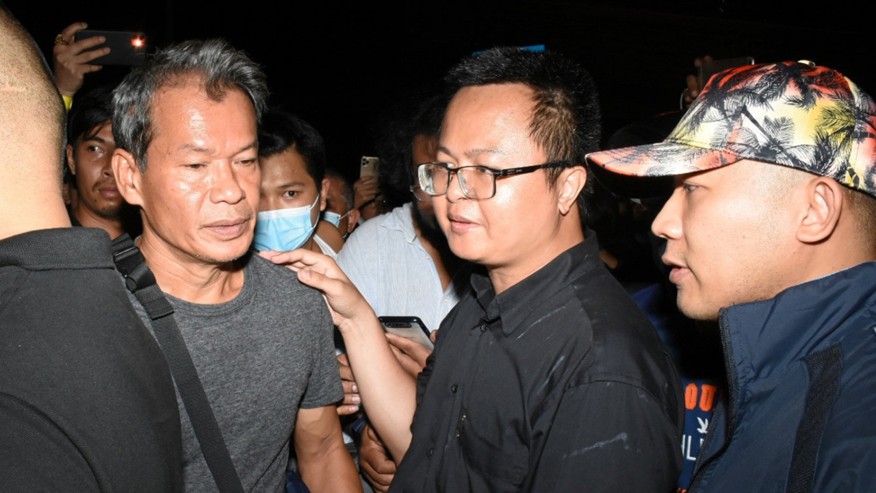 ทนายอานนท์ โพสต์แนะทางออกสังคม ต้องประนีประนอม 