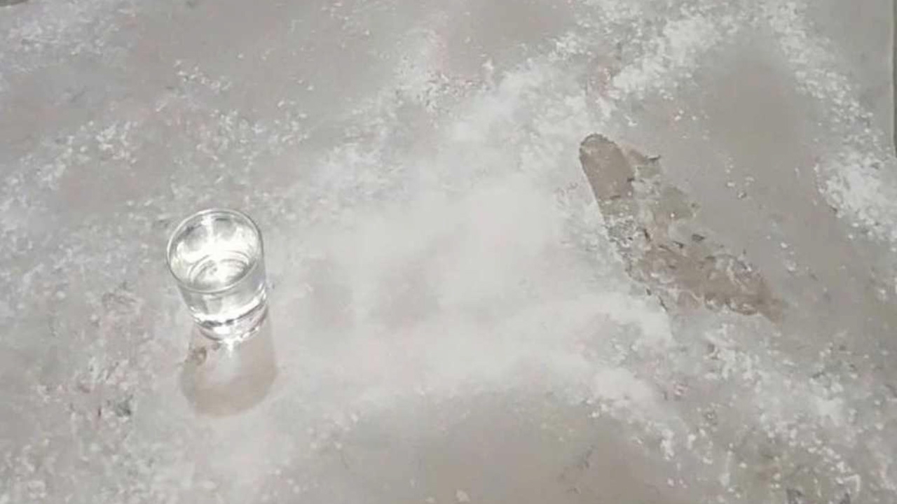 เฮี้ยนไม่เลิก ศพหนุ่ม 25 ที่เคยมาขอข้าวกิน เผาไม่ไหม้ รอยเท้าเต็มบ้าน