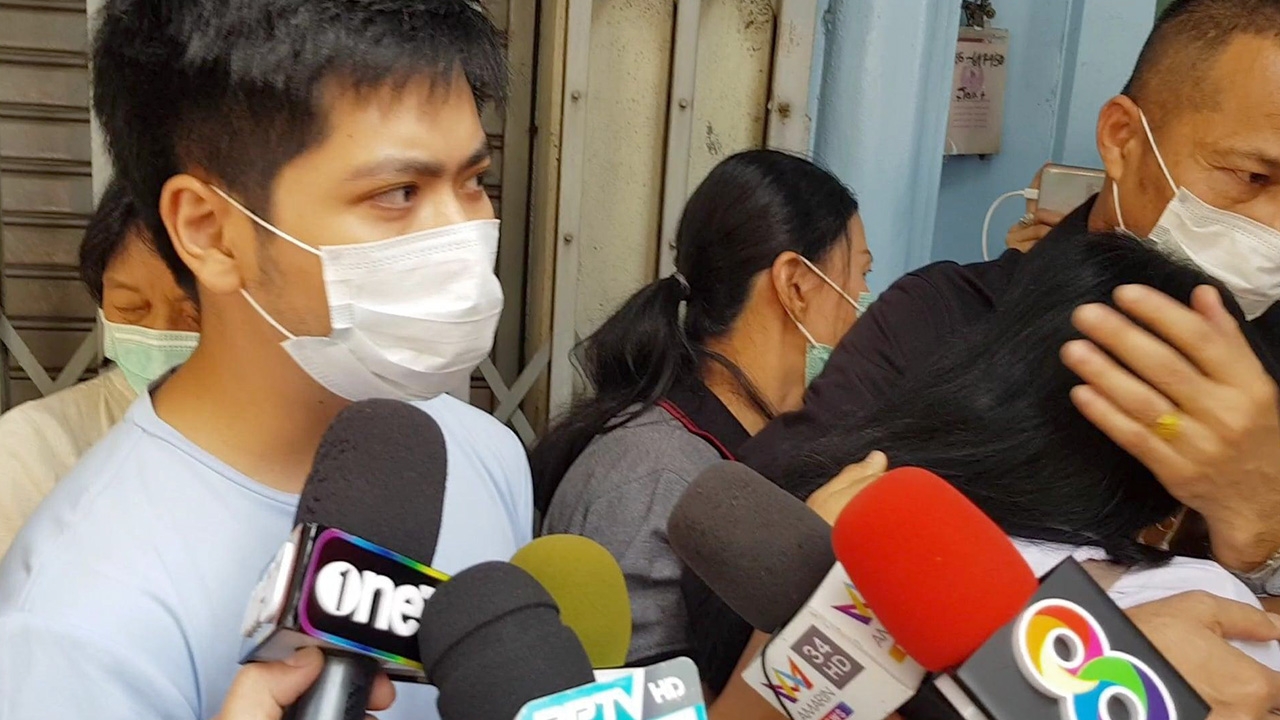 ลูกชาย “หมอชุมพล” ผอ.รพ.พระจอมเกล้า ไม่เชื่อคำรับสารภาพมือปืนยิงพ่อ