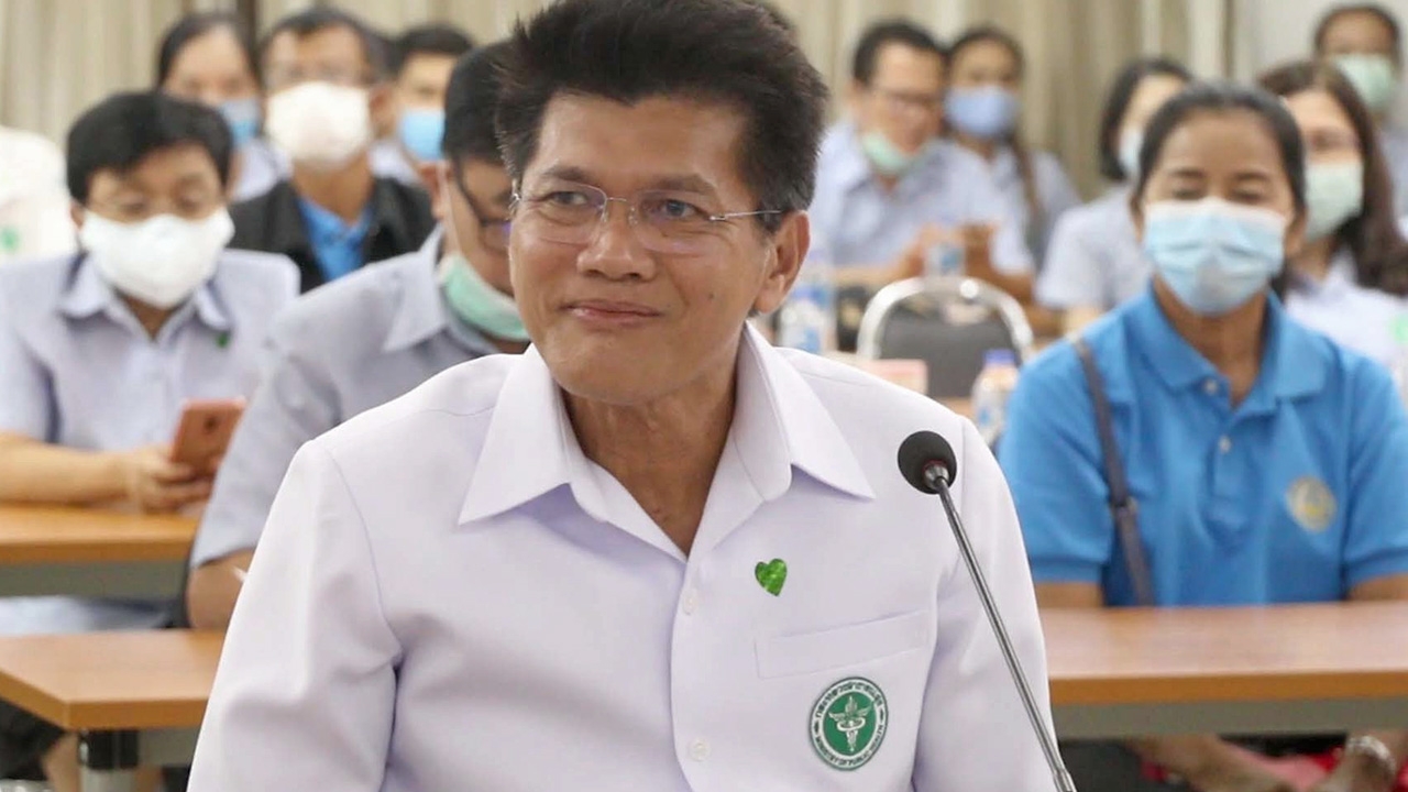 “สาธิต” จ่อชง ศบค. สั่งปิดบางพื้นที่-ปิดทั้งจังหวัด ขอคนไทยสู้ไปด้วยกัน