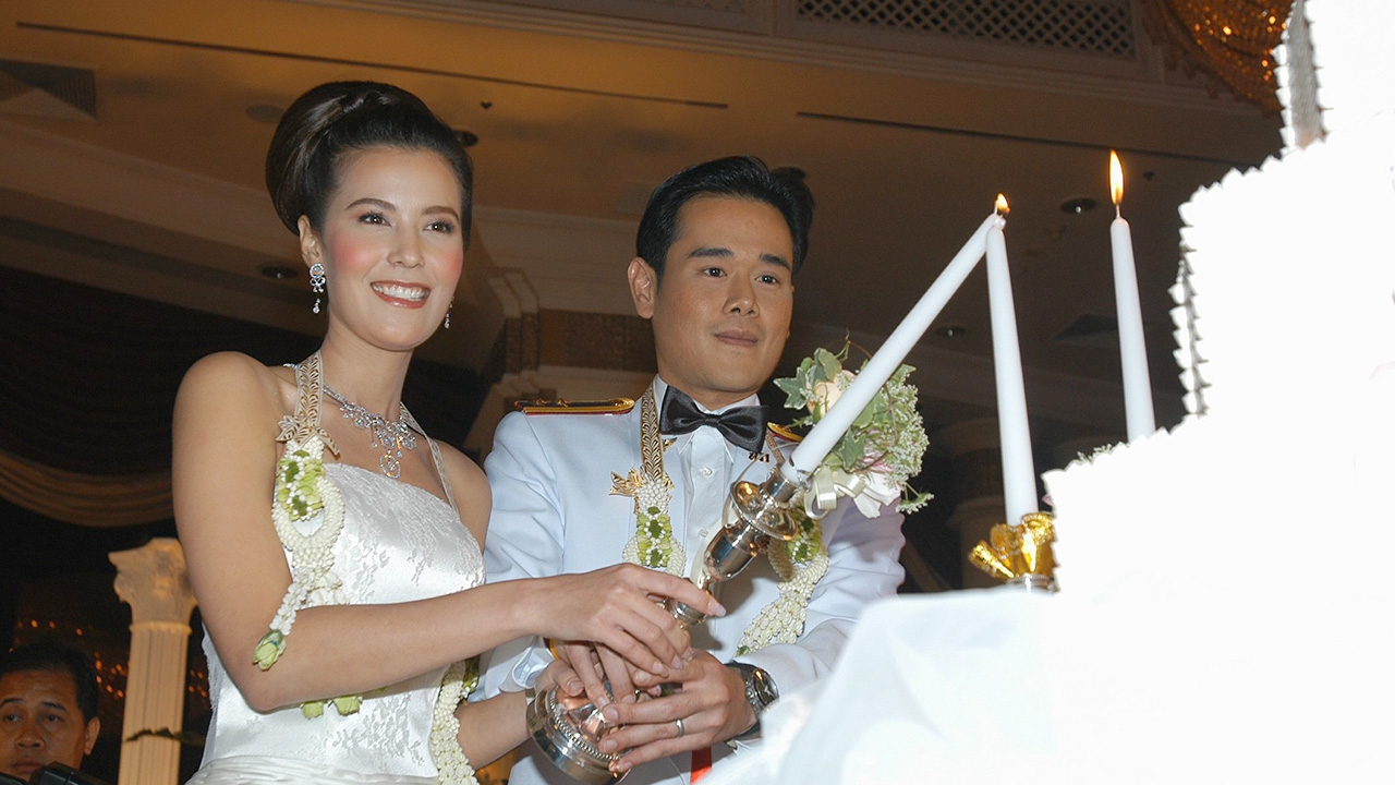 ชมเต็มๆ เป๊ก เผยโมเมนต์วันวิวาห์ ธัญญ่า เมื่อ 15 ปีที่แล้ว (คลิป)