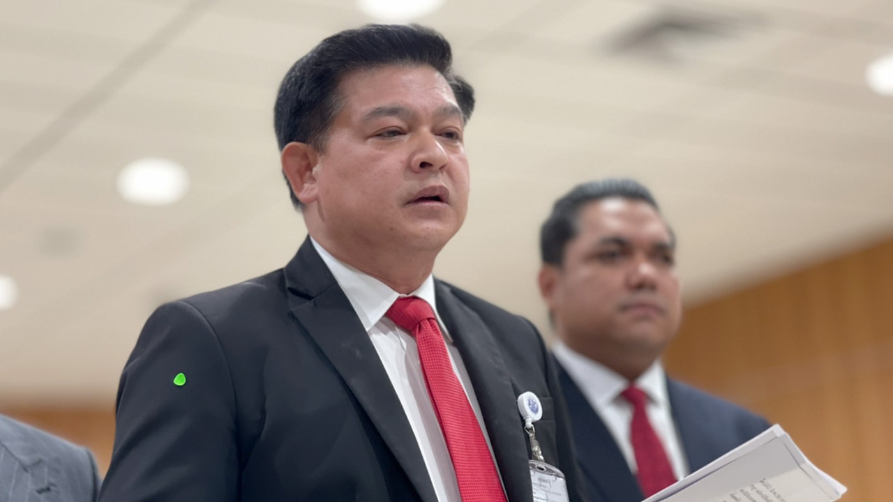 "สิระ" จี้ เอาผิดทุกคนที่เอี่ยว เอกชนสร้างคอนโด-เล็ง เอาคืน 57 ส.ส.