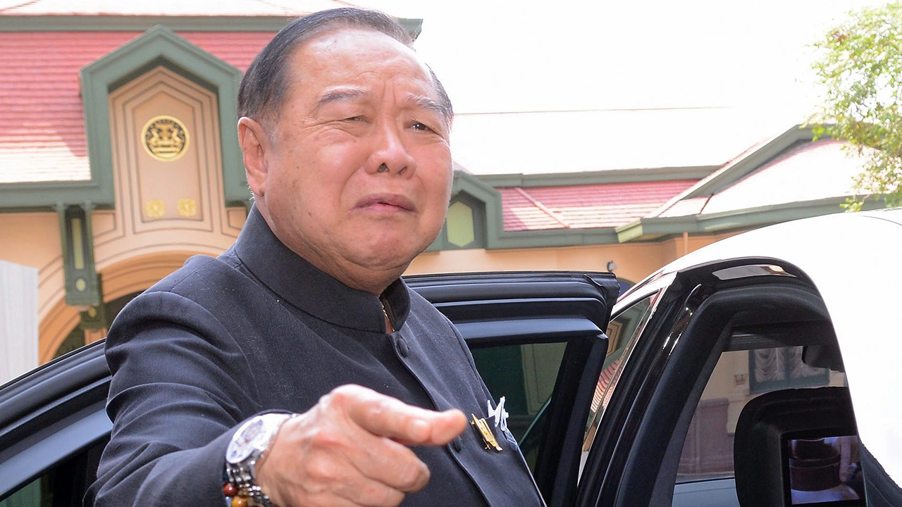 ฝุ่นพิษ PM 2.5 เต็มเมือง "บิ๊กป้อม" ทนไม่ไหว สั่งหลายหน่วยงานรับมือ