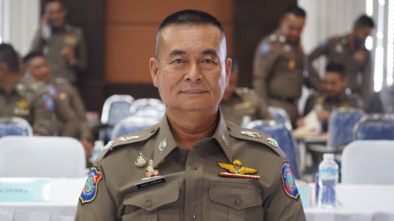 เด้ง ผบก.ทท.2 เซ่นปมฉาว โดนสื่อแฉตั้งทีมเฉพาะกิจ เก็บ "ค่าต๋ง" ผับบาร์