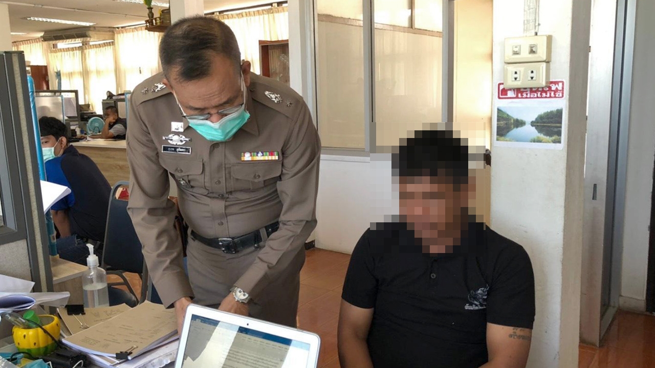 ตร.กาฬสินธุ์ คุมตัวอดีตนักมวยฉุด 3 สาว ส่งศาลขอฝากขัง พร้อมค้านประกัน