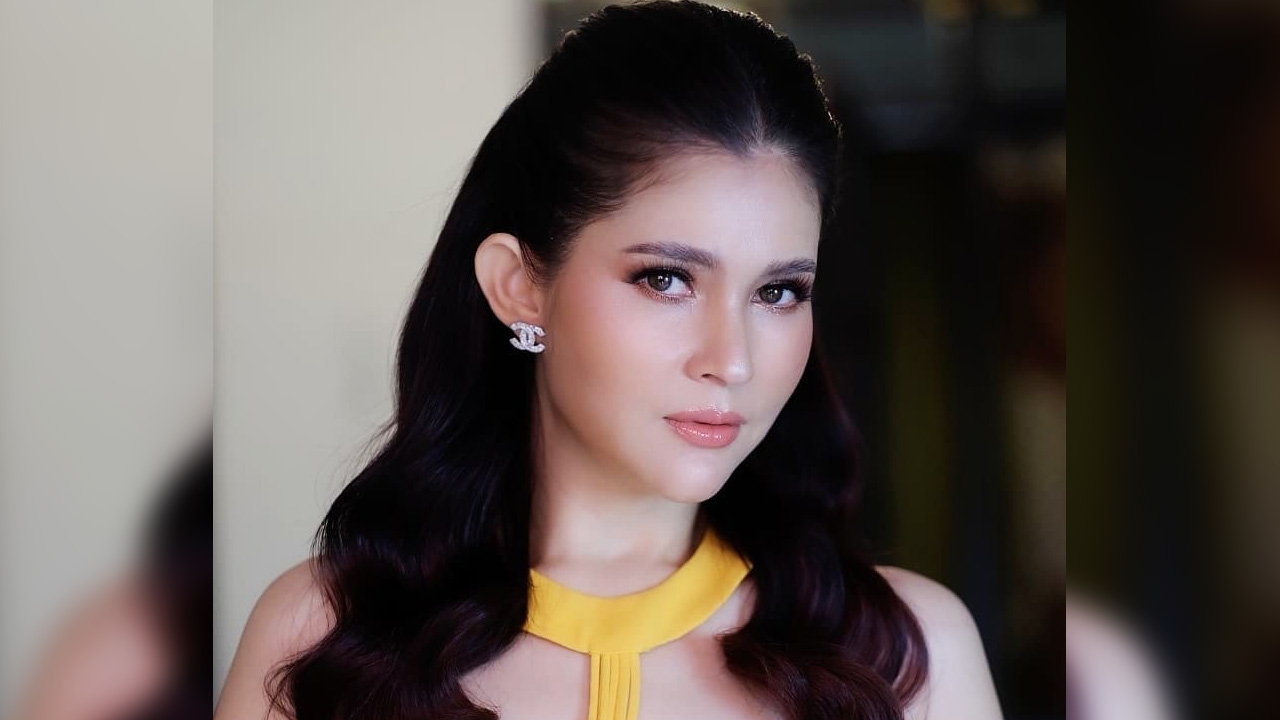 แอนนี่ บรู๊ค สุดอัดอั้น ฟาดกลับคนไม่มีมารยาทโทรมาถามใครคือพ่อของลูก