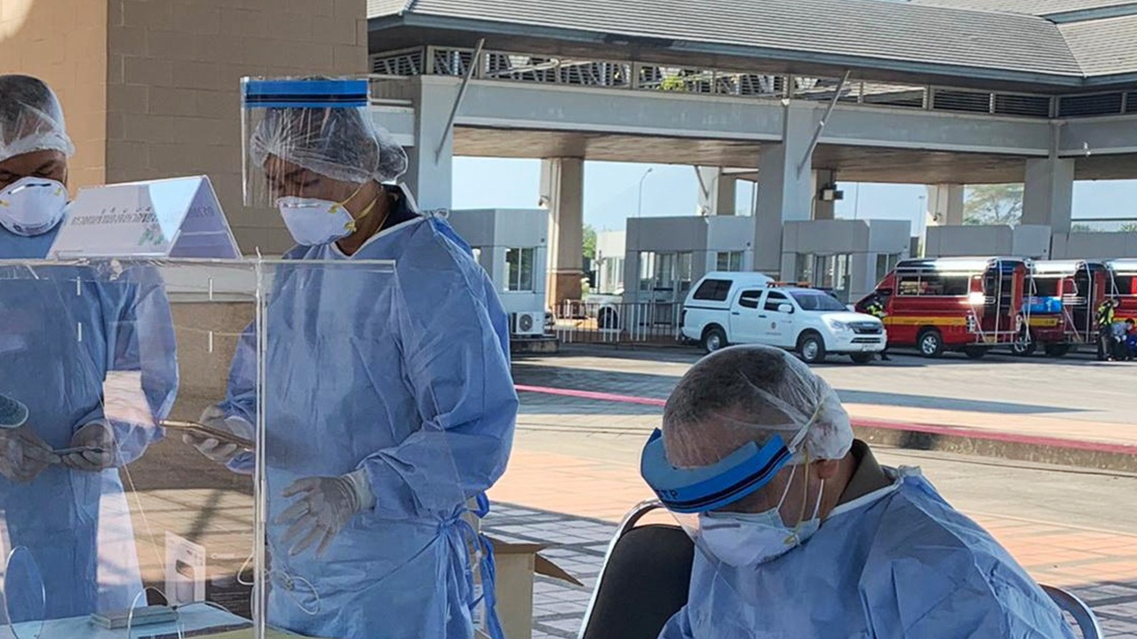 ตม.เชียงรายแจ้งจับสาวแก๊ง 1G1 ทั้ง 11 ราย ขณะที่วันนี้ข้ามมาอีก 15 