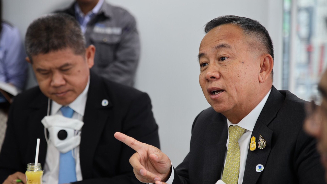 "บิ๊กป้อม" ส่งคณะทำงานลงช่วยเหลือ ปชช. แก้น้ำท่วม แล้ง ทุกภูมิภาค