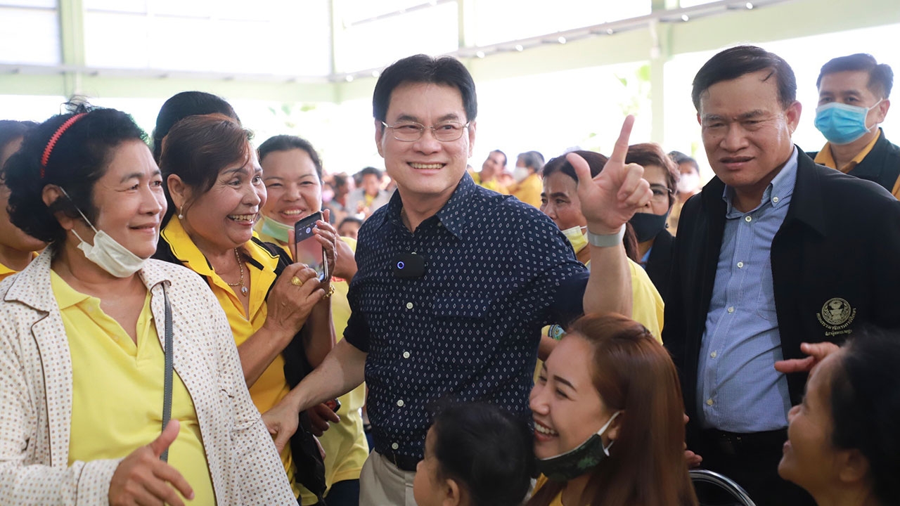 เข้มงวด! จุรินทร์ สั่งพาณิชย์ออกตรวจป้องกัน "ขายเกินราคา" ช่วงน้ำท่วม และกระเช้าปีใหม่