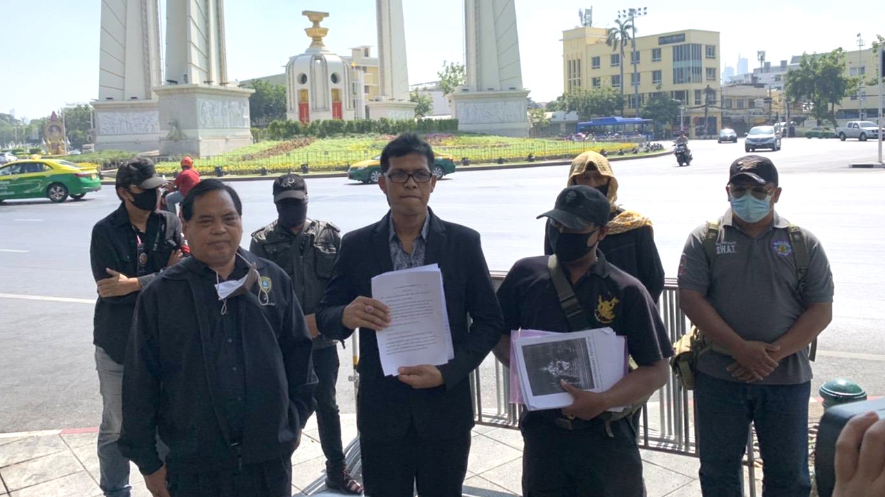 อดีตการ์ด กปปส.อัด ส.ว.สหรัฐฯ เชื้อสายไทย อย่าล้ำเส้น หนุนม็อบชูสามนิ้ว 