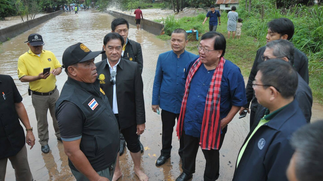 "ประภัตร" ลุยโคราช เร่งช่วยเกษตรกร หลังน้ำลด จ่ายชดเชย ภายใน ธ.ค.นี้ 