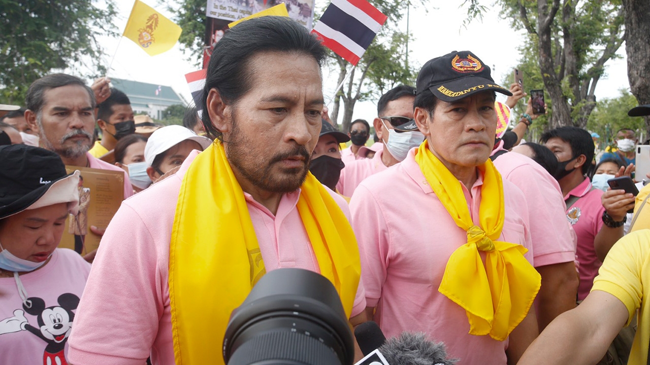 "บิณฑ์" แสดงจุดยืนปกป้องสถาบัน ย้ำไม่เกี่ยวข้องการเมือง 